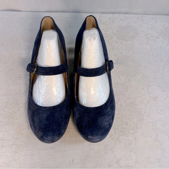 Naturalizer Navy Mary Jane Shoes - Picture 1 of 9